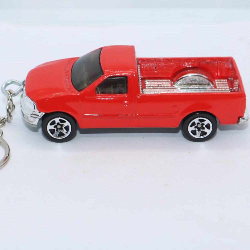 Hot Wheels 1997 Ford Truck custom keychain 1/64 scale